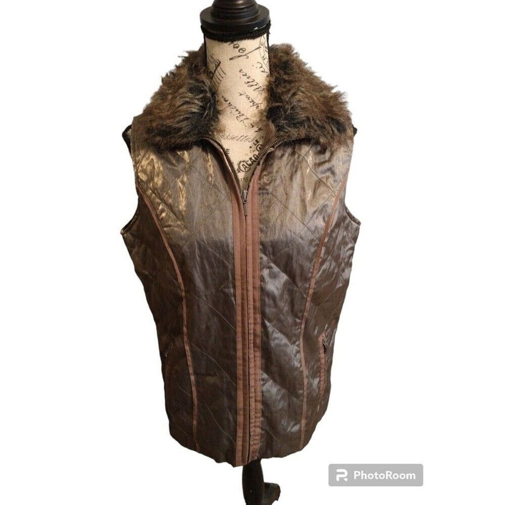 Chicos faux fur size 1 bronze vest